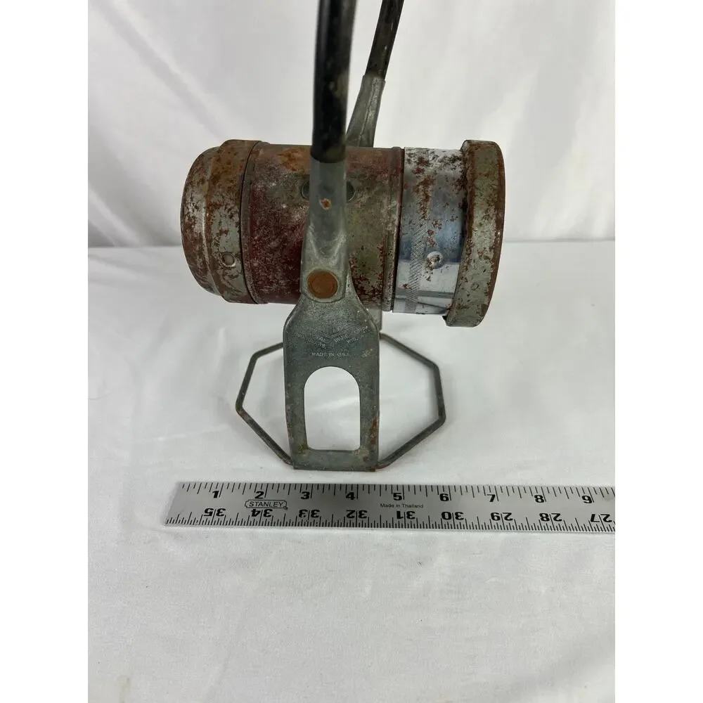 Empire Metal Ware Railroad Lantern Vintage 6V Battery Work Light